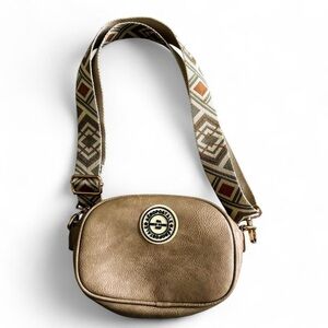 Aéropostale Tan/Camel Crossbody Camera Bag | Retro-Inspired Style